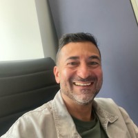 Robert Oulikian Email