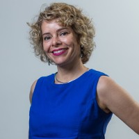 Héllen Santos Email
