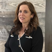 Mueller Furniture & Mattress Co. Employee Tammy Holman's profile photo