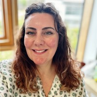 Sine MacKay Email
