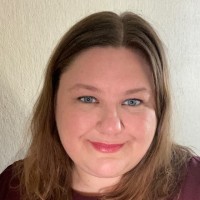 Lauren Centola Email & Phone Number