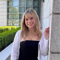 Alexis Lee Email & Phone Number