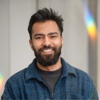 Umar Iqbal Email