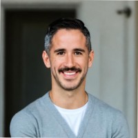 Alex Muñoz Email & Phone Number