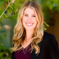 XY Planning Network Employee Hilary Fetter's profile photo