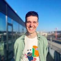 Peter Galbavý Email