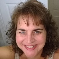 GLI Pool Products Employee Jennifer Moskal's profile photo