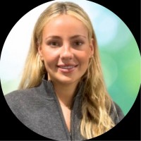 MiQ Private Wealth Employee Tara Ernst's profile photo