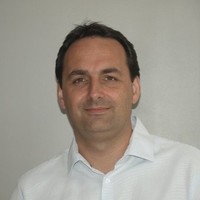 Stéphane Guilly Email