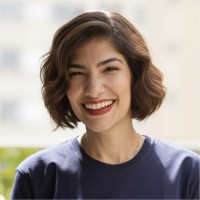 Daniella Castro Email