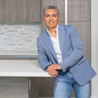 Red Point USA Employee Victor Hernandez's profile photo