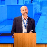 Raúl González Martín Email