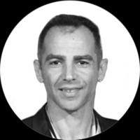 floLIVE Employee Avi Smirnov's profile photo