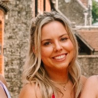 Klaudia Wrona Email
