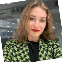 Zhenya Aheyeva Email