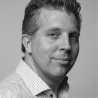 Ronald van der Caaij Email