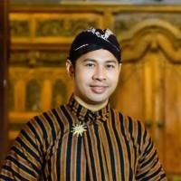 crowdspring Employee Deumir Tenan's profile photo