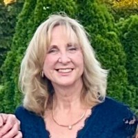 Linda Mueller Email & Phone Number