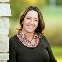 Yvonne Karney