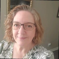 Work At Home Vintage Experts LLC Employee Ellen Ostler's profile photo