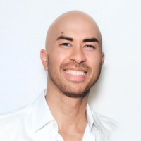 REVOLVE Employee Ryan Pabelona's profile photo