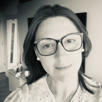 Huck Otranto Camargo Employee Célia Mara Peres's profile photo
