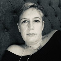 Annabel McLelland Email