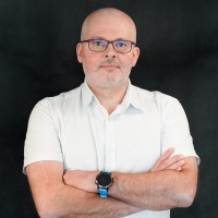 Krzysztof Wrzeszcz Email