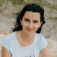 Ilze Šņore-Briška Email