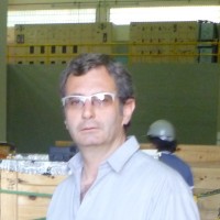 Carlos Cáceres Email