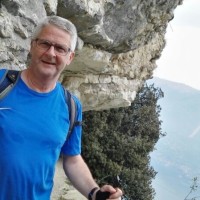 Thomas Holub Email