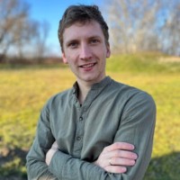 Richard Bodó Email