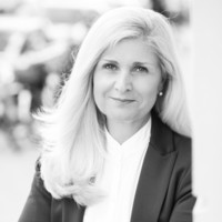 Astrid Nindl Email