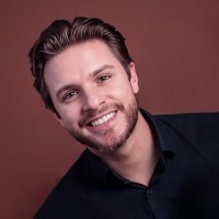 PerfilComp Employee Edvan Dors's profile photo