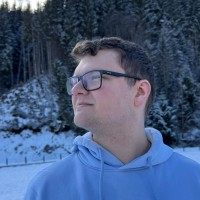 Roman Tkachenko Email