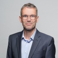 Stefan Ruile Email