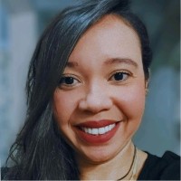 Karoline Nogueira Email