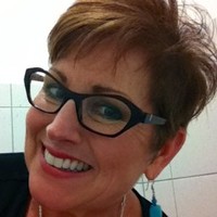 DERMAdoctor Employee Diane Breen's profile photo