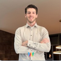 Tom van Vugt Email