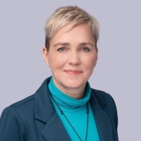 Eva Bodnar Email & Phone Number
