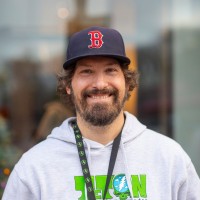 Adam Pineau