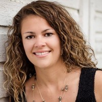 Hannah Updike Email & Phone Number