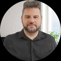 Tiago Costa Nascimento Email