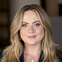 Caroline Healy Email & Phone Number