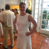 Kelly Hurst Email & Phone Number