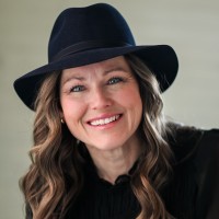 Melanie Larsen Email & Phone Number