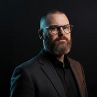Julian Thompson Email & Phone Number