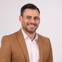 Claudio Bosshart Email