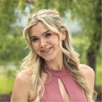 Invia.com Employee Vivian Rehberg's profile photo