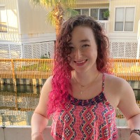 Juni Learning Employee Desiree Carpenter's profile photo